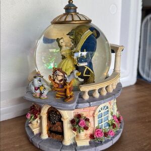 Beauty and the Beast Snow Globe